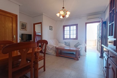 Apartament w Torrevieja, Alicante, Hiszpania 3 sypialnie, 99 mkw. nr 146187 – zdjęcie 12