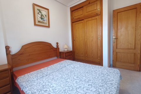 Apartament w Torrevieja, Alicante, Hiszpania 3 sypialnie, 99 mkw. nr 146187 – zdjęcie 16