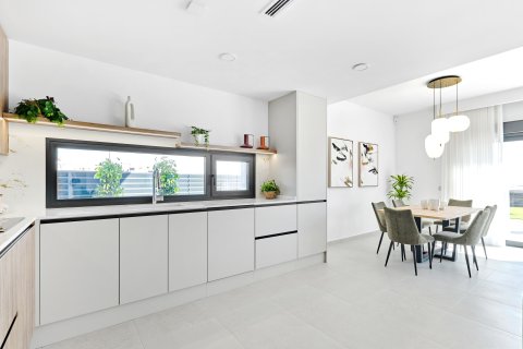 Huvila myytävänä San Miguel de Salinas, Alicante, Espanja, 3 makuuhuonetta, 237 m2 No. 134223 - kuva 29