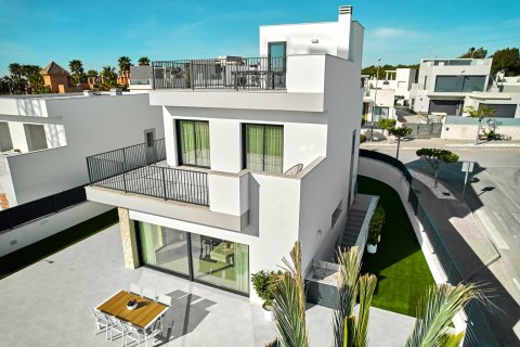 Villa en venta en San Miguel de Salinas, Alicante, España 3 dormitorios, 237 m2 No. 134222 - foto 8