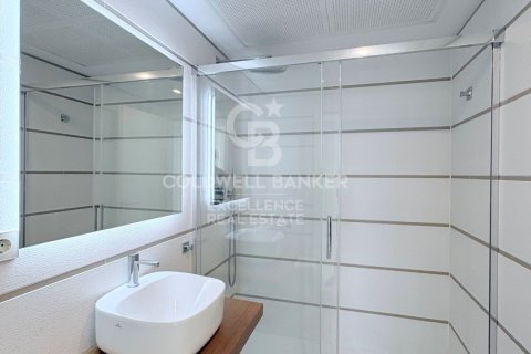 Dzīvoklis īrēšanai Valencia, Spānijā 3 istabas, 133 m2 Nr. 156705 - attēls 15