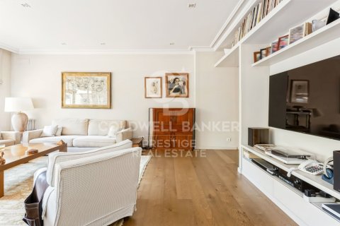 Huoneisto vuokrattavana Barcelona, Espanja, 4 makuuhuonetta, 180 m2 No. 156708 - kuva 5