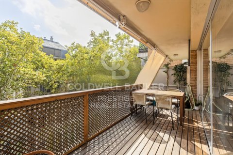 Huoneisto Barcelona, Espanja 4 makuuhuonetta, 180 m2 No. 156708