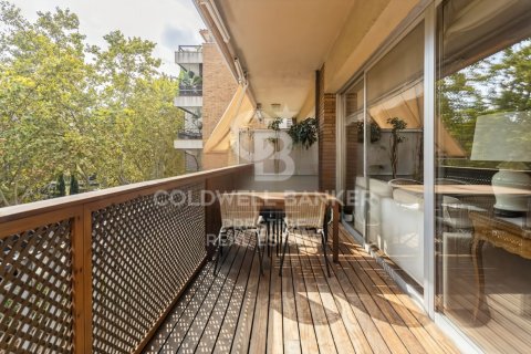 Huoneisto vuokrattavana Barcelona, Espanja, 4 makuuhuonetta, 180 m2 No. 156708 - kuva 4