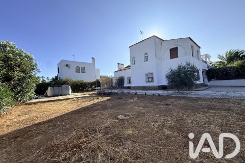 House for sale in Lepe, Huelva, Spain 5 bedrooms, 276 sq.m. No. 193478 - photo 3