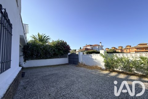 House for sale in Lepe, Huelva, Spain 5 bedrooms, 276 sq.m. No. 193478 - photo 8
