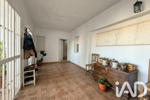 House for sale in Lepe, Huelva, Spain 5 bedrooms, 276 sq.m. No. 193478 - photo 12