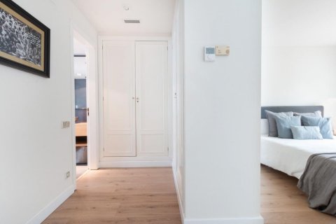 Сasa en venta en Sant Cugat del Vallès, Barcelona, España 6 dormitorios, No. 140898 - foto 20