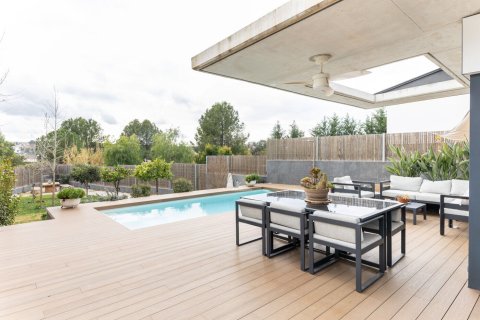 Сasa en venta en Sant Cugat del Vallès, Barcelona, España 5 dormitorios, No. 140899 - foto 20