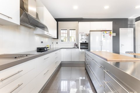 Продажа дома в Сан-Кугат-дель-Вальес, Барселона, Испания 6 спален,  №140901 - фото 14