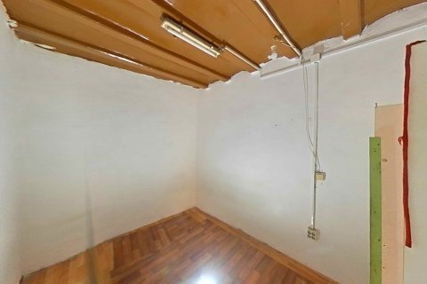 Wohnung zum Verkauf in Barcelona, Spanien 3 Schlafzimmer, 56 m2 Nr. 191219 - Foto 13