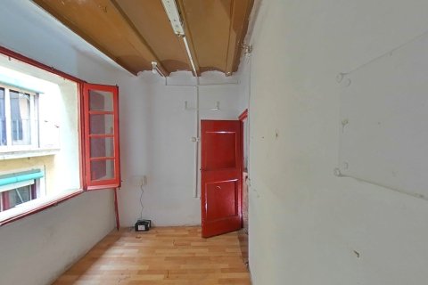 Wohnung zum Verkauf in Barcelona, Spanien 3 Schlafzimmer, 56 m2 Nr. 191219 - Foto 9