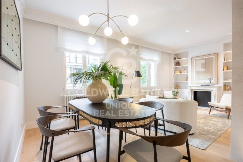 Huoneisto myytävänä Madrid, Espanja, 3 makuuhuonetta, 153 m2 No. 160000 - kuva 7