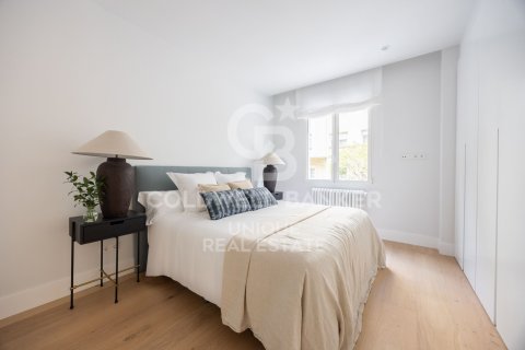 Apartment for sale in Madrid, Spain 3 bedrooms, 153 sq.m. No. 160000 - photo 14