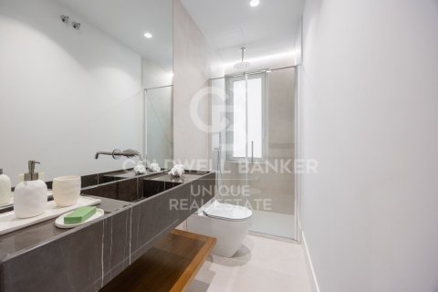 Huoneisto myytävänä Madrid, Espanja, 3 makuuhuonetta, 153 m2 No. 160000 - kuva 30