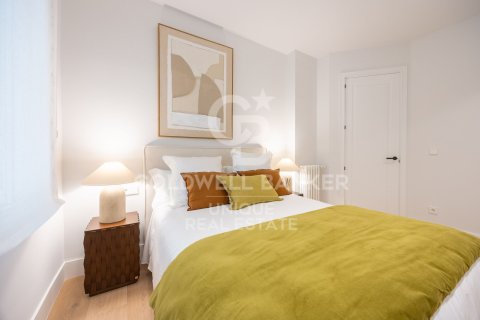 Apartment for sale in Madrid, Spain 3 bedrooms, 153 sq.m. No. 160000 - photo 18
