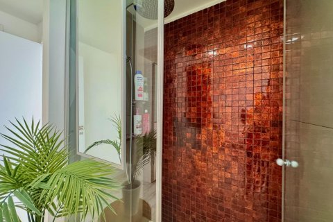 Apartment for sale in Torrevieja, Alicante, Spain 3 bedrooms, 107 sq.m. No. 164242 - photo 11