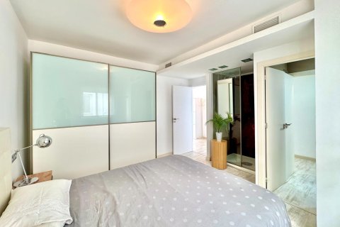 Apartment for sale in Torrevieja, Alicante, Spain 3 bedrooms, 107 sq.m. No. 164242 - photo 12