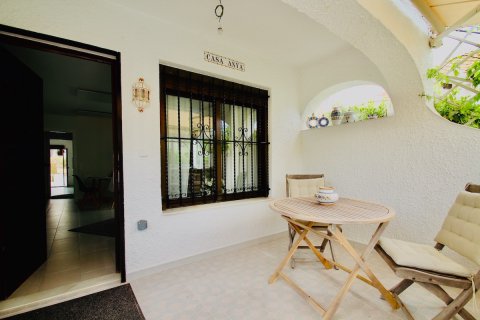 Townhouse à vendre à Alicante, Espagne, 4 chambres, 85 m2 No. 164241 - photo 18