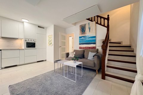 Townhouse à vendre à Alicante, Espagne, 4 chambres, 85 m2 No. 164241 - photo 6