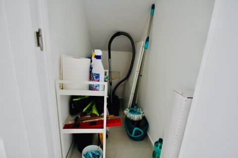 Townhouse à vendre à Alicante, Espagne, 4 chambres, 85 m2 No. 164241 - photo 15