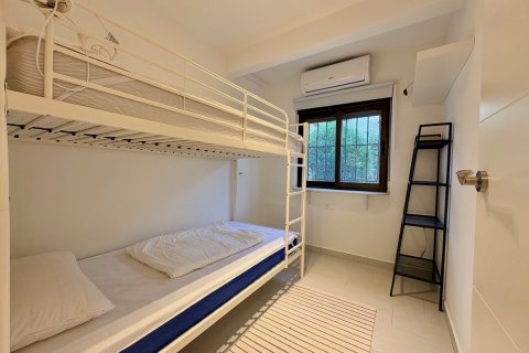 Townhouse à vendre à Alicante, Espagne, 4 chambres, 85 m2 No. 164241 - photo 10