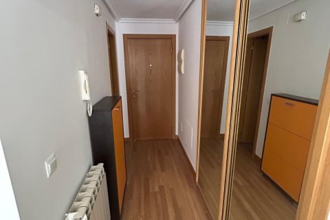 Wohnung zum Verkauf in Leon, Spanien 1 Schlafzimmer, 94 m2 Nr. 187950 - Foto 6