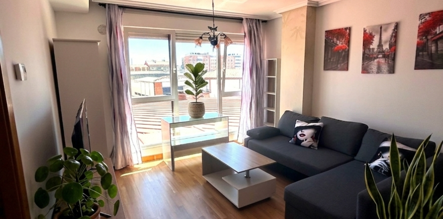 Wohnung in Leon, Spanien 1 Schlafzimmer, 94 m2 Nr. 187950