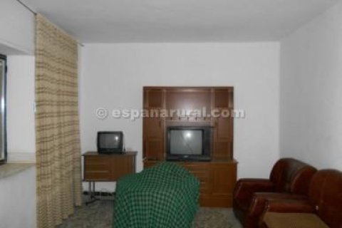 House for sale in Albox, Almeria, Spain 4 bedrooms, 135 sq.m. No. 184173 - photo 4