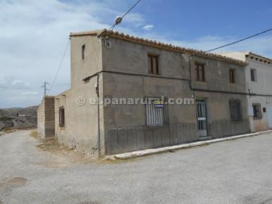 Hus i Albox, Almeria, Spanien 4 sovrum, 135 kvm. Nr. 184173