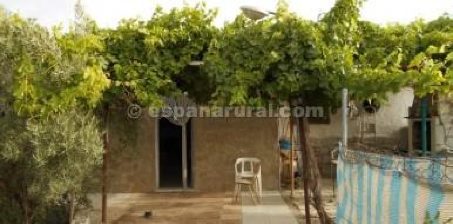 House in Tijola, Almeria, Spanien 2 Schlafzimmer, 703 m2 Nr. 184171