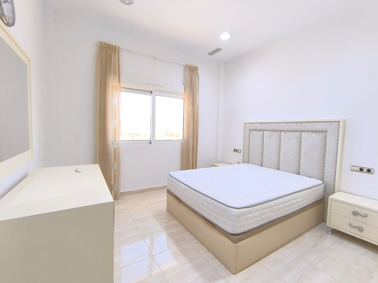 Villa in Pinoso, Alicante, Spain 4 bedrooms,  No. 161076