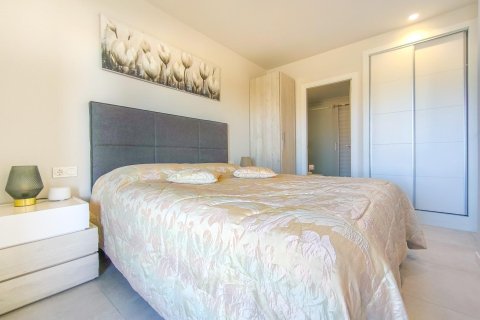 Apartament w Mil Palmeras, Alicante, Hiszpania 2 sypialnie, 66 mkw. nr 161078 – zdjęcie 15