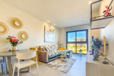 Apartament w Mil Palmeras, Alicante, Hiszpania 2 sypialnie, 66 mkw. nr 161078