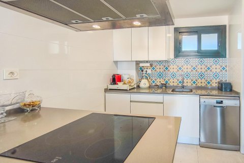 Apartament w Mil Palmeras, Alicante, Hiszpania 2 sypialnie, 66 mkw. nr 161078 – zdjęcie 7