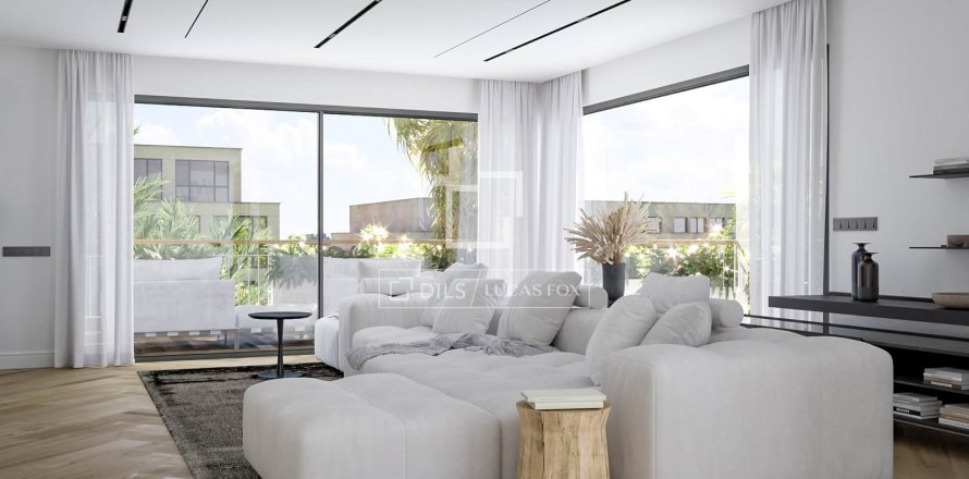 Apartment in Barcelona, Spain 4 bedrooms, 252 sq.m. No. 193664