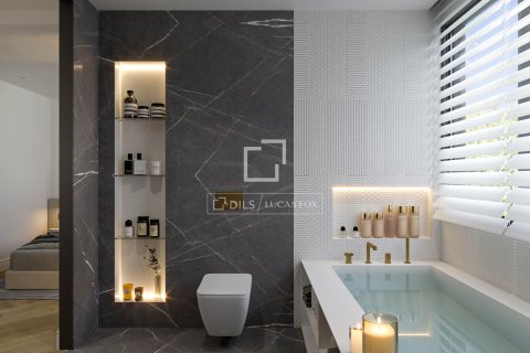 Apartment for sale in Barcelona, Spain 4 bedrooms, 252 sq.m. No. 193664 - photo 18