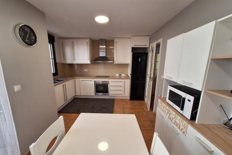 Talo vuokrattavana Finestrat, Alicante, Espanja, 1 makuuhuone, 174 m2 No. 147577 - kuva 30