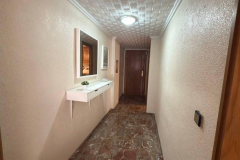 Huoneisto myytävänä Alicante, Espanja, 2 makuuhuonetta, 100 m2 No. 147578 - kuva 7
