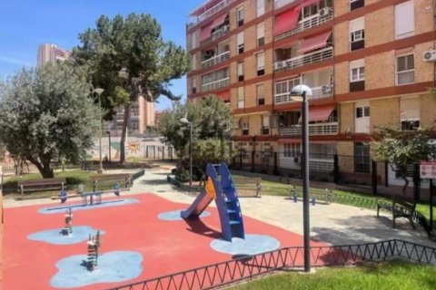 Huoneisto myytävänä Alicante, Espanja, 2 makuuhuonetta, 100 m2 No. 147578 - kuva 19