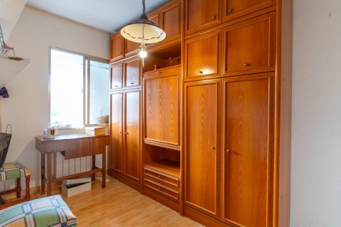 Kattohuoneisto myytävänä Madrid, Espanja, 3 makuuhuonetta, 95 m2 No. 147582 - kuva 26