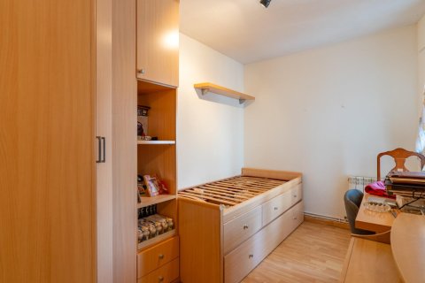 Kattohuoneisto myytävänä Madrid, Espanja, 3 makuuhuonetta, 95 m2 No. 147582 - kuva 23