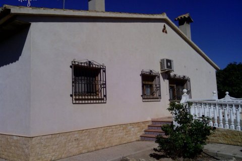Commercial property for sale in Elche, Alicante, Spain 3 bedrooms, 705 sq.m. No. 164990 - photo 27