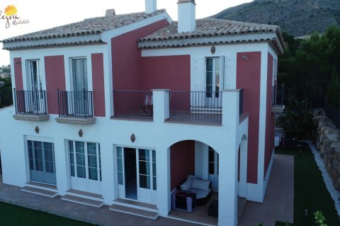 Villa pārdošanā Finestrat, Alicante, Spānijā 4 istabas, 200 m2 Nr. 164985 - attēls 3