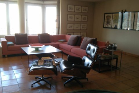 Apartment for sale in Banyeres de Mariola, Alicante, Spain 4 bedrooms, 600 sq.m. No. 164988 - photo 3