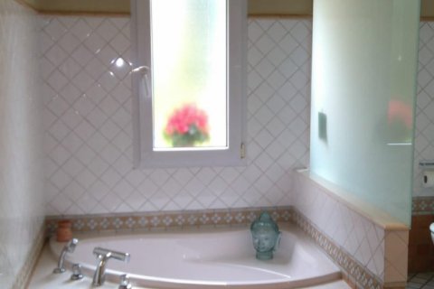 Apartment for sale in Banyeres de Mariola, Alicante, Spain 4 bedrooms, 600 sq.m. No. 164988 - photo 14