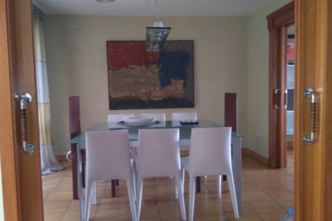 Apartment for sale in Banyeres de Mariola, Alicante, Spain 4 bedrooms, 600 sq.m. No. 164988 - photo 8