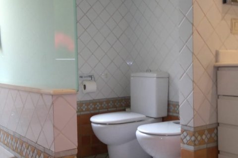 Apartment for sale in Banyeres de Mariola, Alicante, Spain 4 bedrooms, 600 sq.m. No. 164988 - photo 17