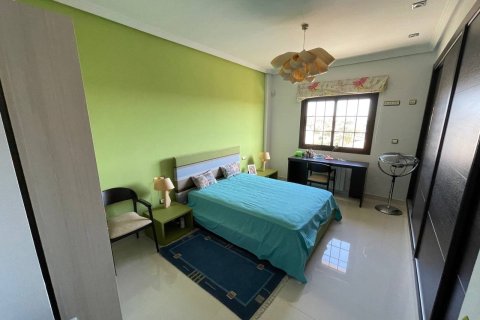 Apartment for sale in Ciudad Quesada, Alicante, Spain 4 bedrooms, 244 sq.m. No. 164989 - photo 11