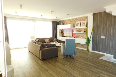 Villa zum Verkauf in Guardamar del Segura, Alicante, Spanien 3 Schlafzimmer, 290 m2 Nr. 145557 - Foto 8